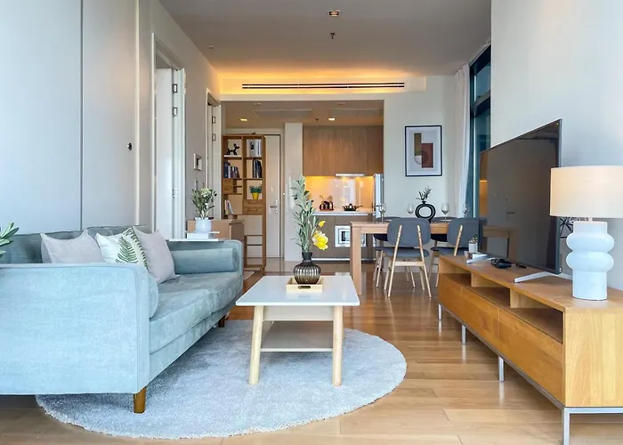 Near Mrt L Fully Furnish L Steam And Suana * Bangkok