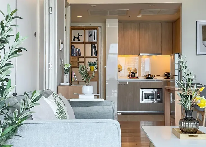 Near Mrt L Fully Furnish L Steam And Suana Feriehus Bangkok