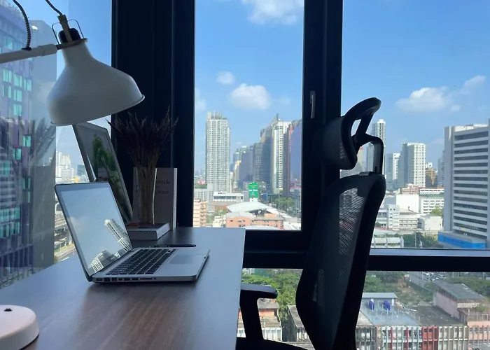 Near Mrt L Fully Furnish L Steam And Suana * Bangkok