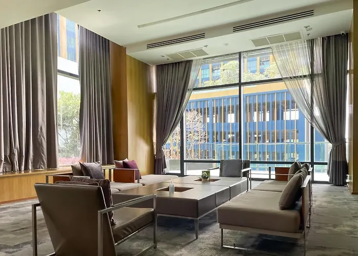 Near Mrt L Fully Furnish L Steam And Suana Feriehus Bangkok